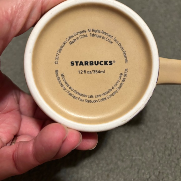 Starbucks 2017 Fall Autumn Leaves Coffee Mug - Picture 3 of 4
